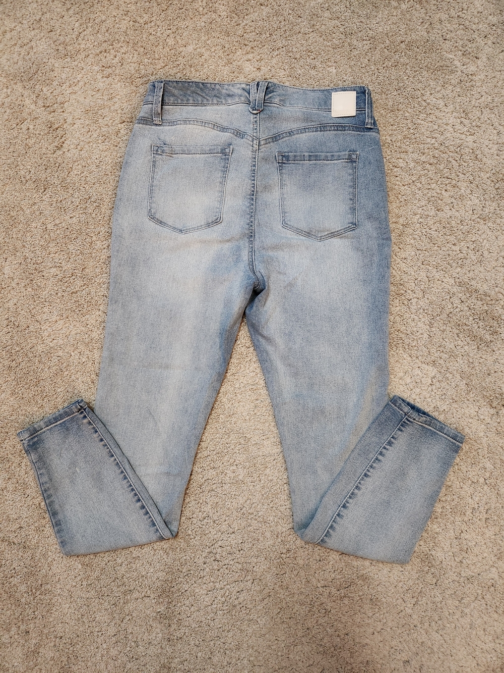 Women’s Light Blue High-Rise Skinny Jeans - Picture 8 of 12